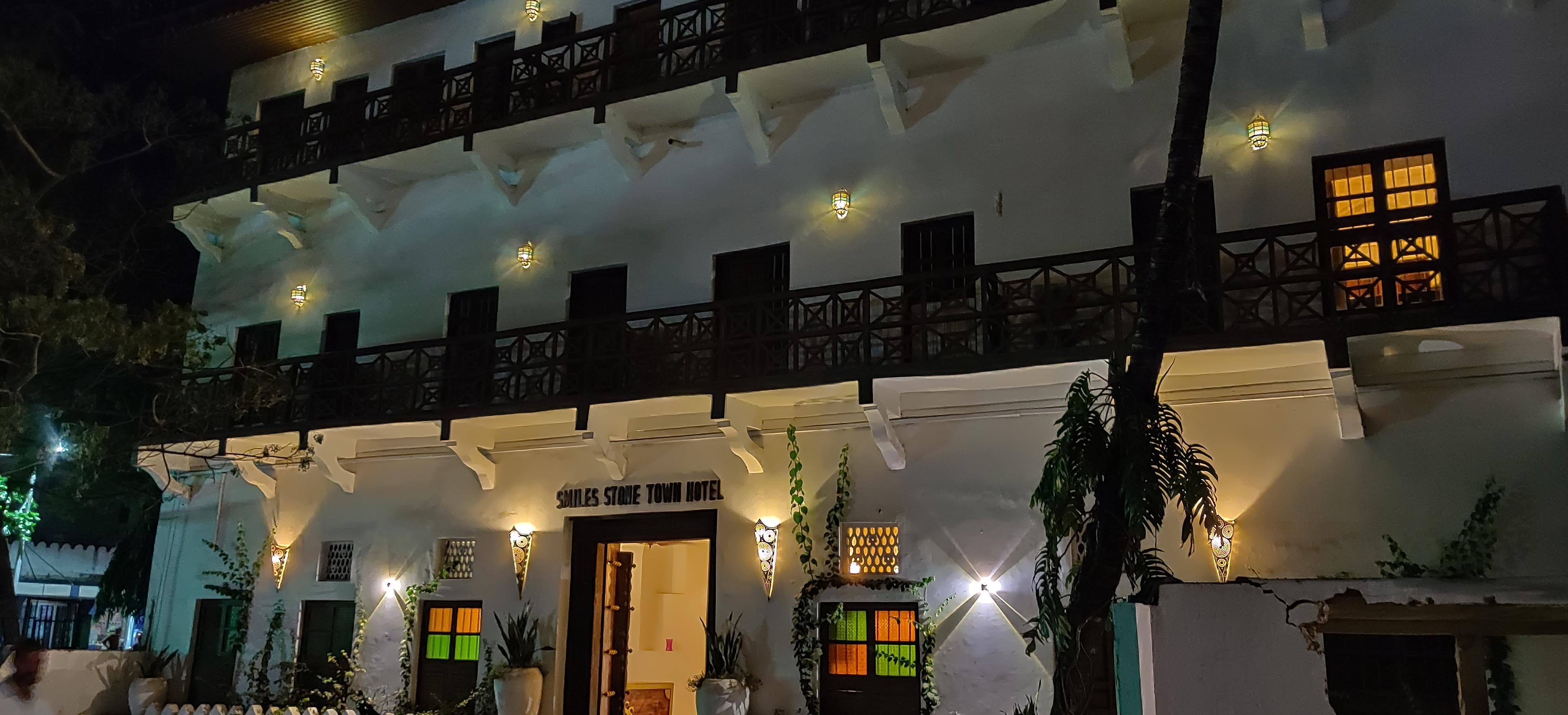 Smiles Stone Town Hotel Zanzibar Bagian luar foto
